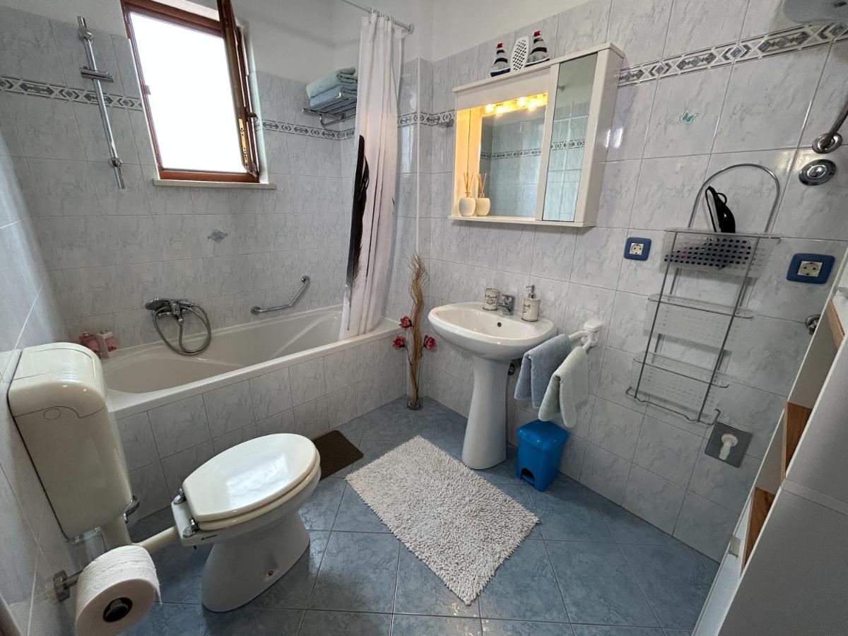 Room Adry Rovinj Bagian luar foto
