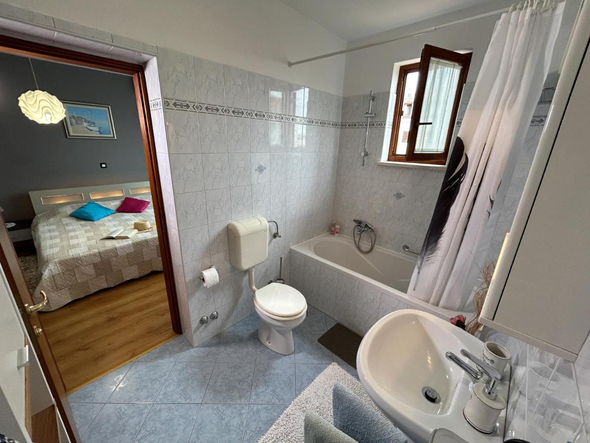 Room Adry Rovinj Bagian luar foto