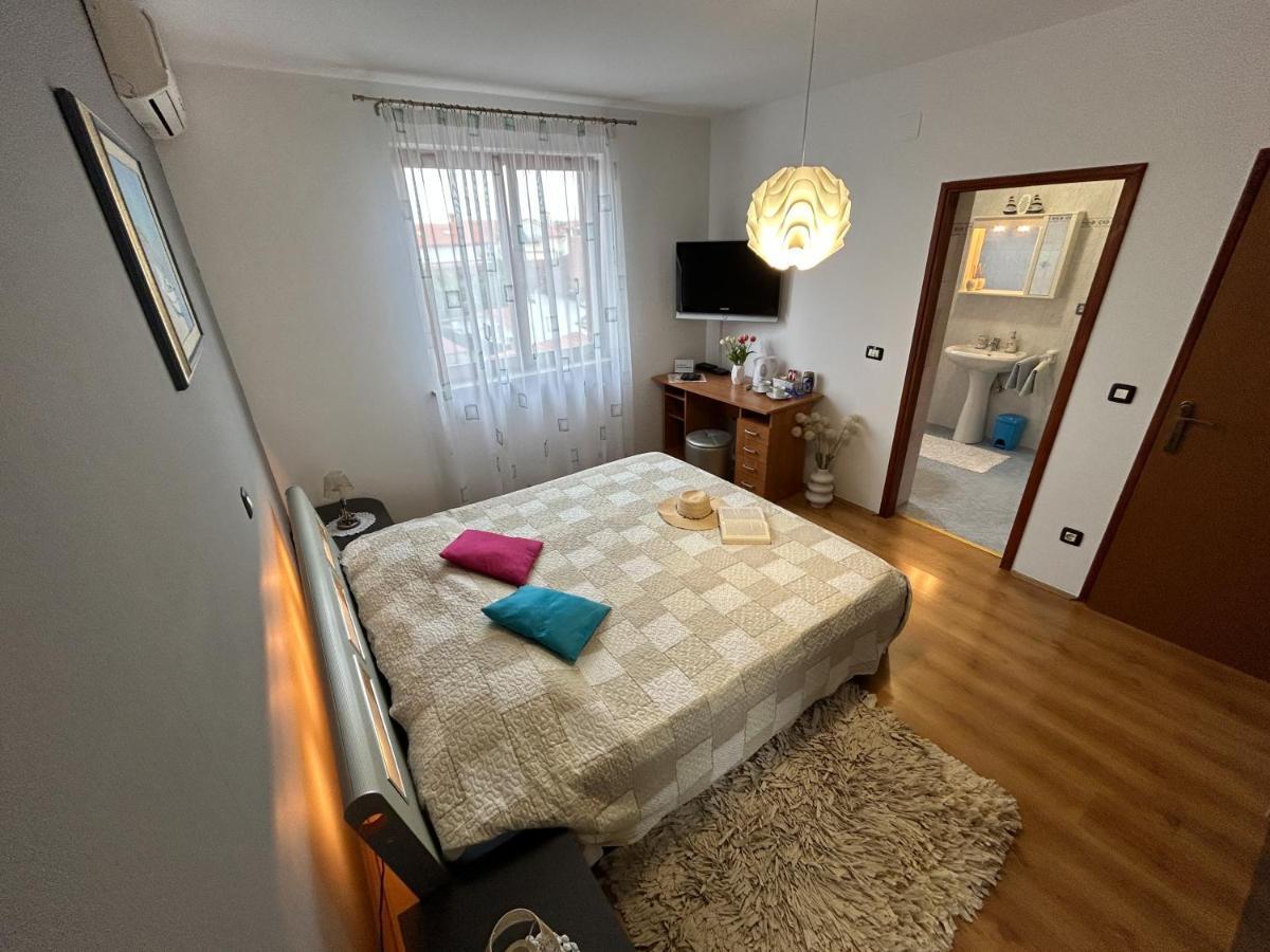 Room Adry Rovinj Bagian luar foto